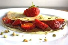 crepe-strawberry